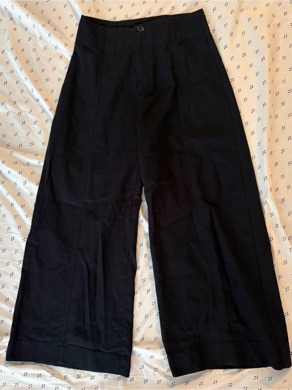 esby Black Wide-Leg Trousers
